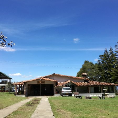 Al Bosque Hostel & Glamping Santa Elena  Eksteriør billede