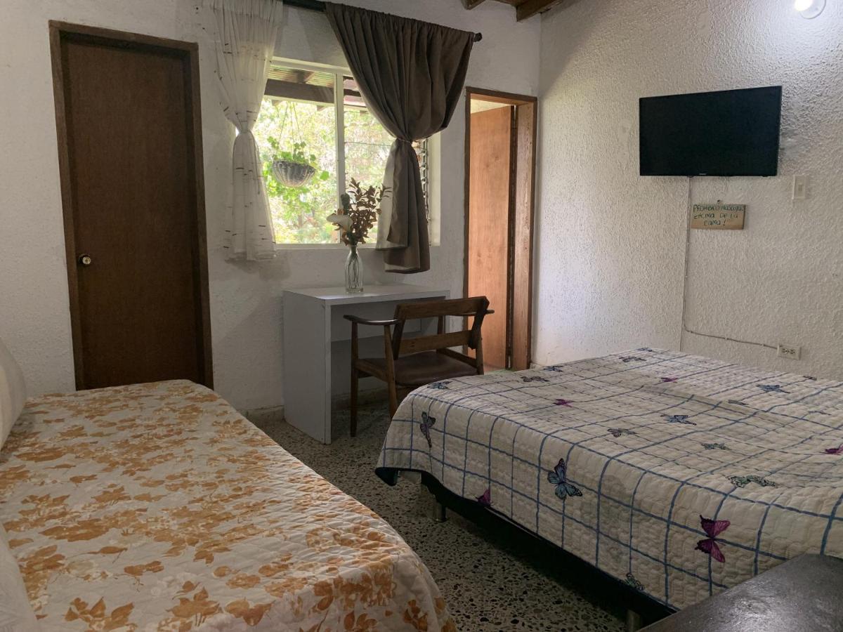 Al Bosque Hostel & Glamping Santa Elena  Eksteriør billede