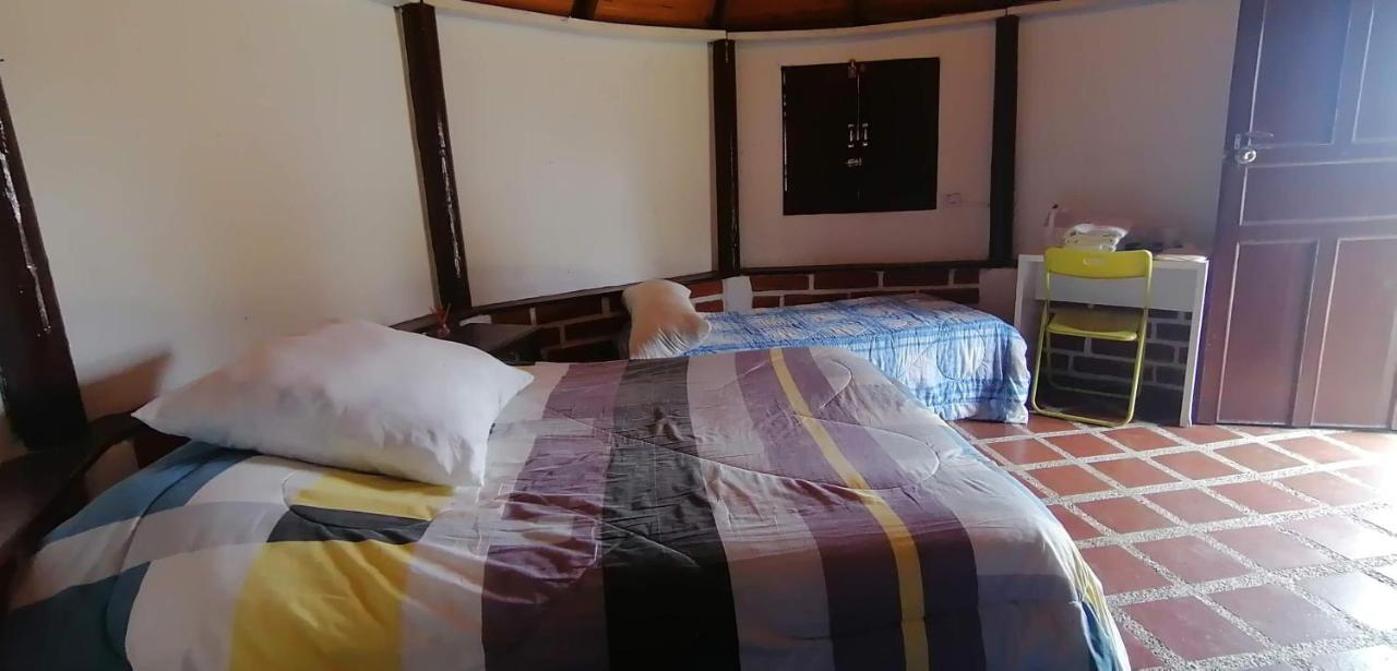 Al Bosque Hostel & Glamping Santa Elena  Eksteriør billede