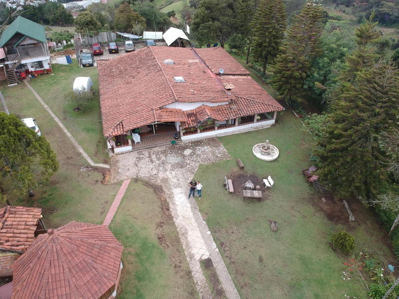 Al Bosque Hostel & Glamping Santa Elena  Eksteriør billede